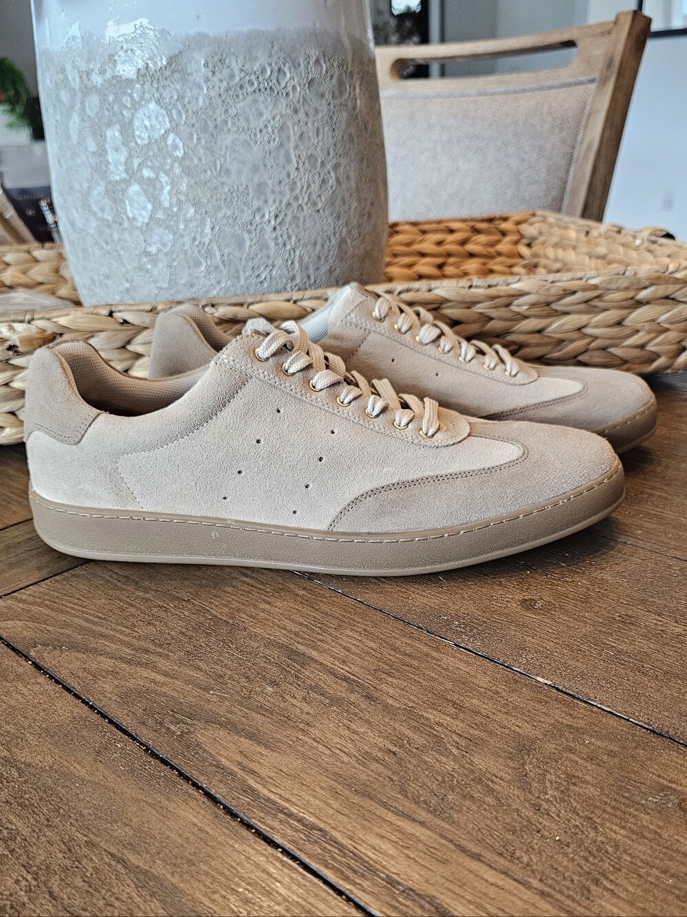 NEW SECTIONX Men's Tan & Beige Suede Low Top Sneakers Shoes. Size 12M